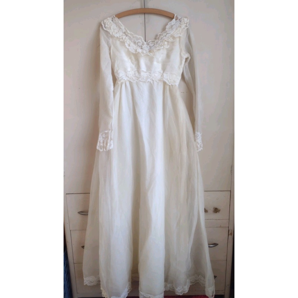 Vtg 60s 70s Prairie Victorian Wedding Dress Lace Sz S XS Empire V Neck Long Cuff